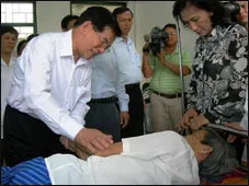 Hoạt động kỷ niệm 61 năm ngày Thương binh, Liệt sĩ