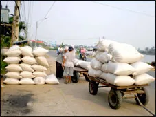 Những chính sách hợp lòng dân 