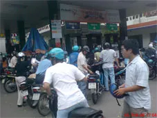 Trưởng phòng Kinh doanh xăng dầu Saigon Petro Trần Minh Hà: Giá xăng 24.000 đ/lít chỉ là tin đồn