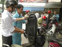 Cần xử lý nghiêm gian lận xăng dầu 