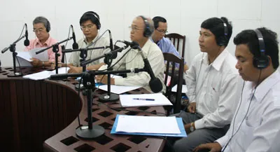 Đối thoại cùng chính quyền TP: Nóng vấn đề tăng giá nước