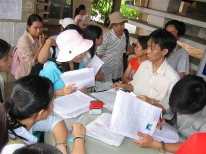 Thí sinh nộp hồ sơ ưu tiên xét tuyển thẳng kèm theo hồ sơ thi ĐH-CĐ 2009