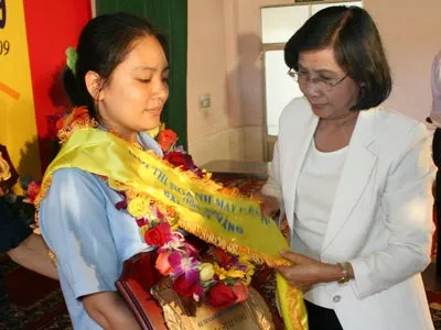 Hội thi Bàn tay vàng ngành may TP 2009 