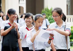 Ngày đầu thi tuyển sinh vào lớp 10 năm 2009: gần 200 thí sinh bỏ thi môn Văn