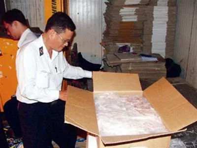 Vấn đề hôm nay: Thực phẩm nhiễm khuẩn vẫn chưa có sự kiểm soát chặt chẽ 