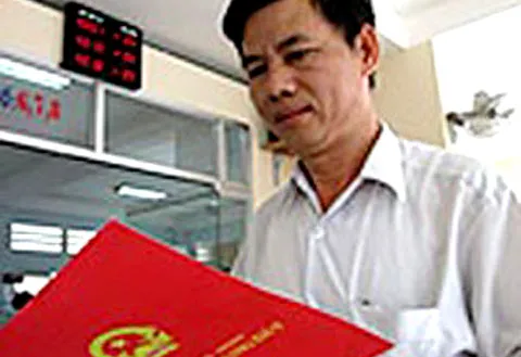Bình luận: Tái cấp giấy sở hữu nhà đất: Đáp ứng nguyện vọng người dân