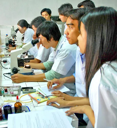 Hội nghị tổng kết và kế hoạch thực hiện bảo hiểm y tế HSSV năm học 2009-2010