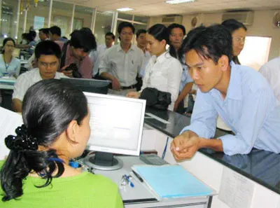 Ban Pháp chế HĐND TP khảo sát, lắng nghe ý kiến của các DN liên quan đến thủ tục hành chính