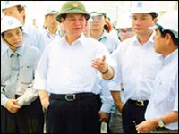 Thủ tướng Chính phủ Nguyễn Tấn Dũng chỉ đạo khắc phục sự cố Nhà máy lọc dầu Dung Quất 