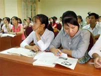 Thách thức cho nhiệm vụ kép