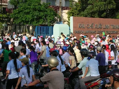 Công tác phát triển Đảng trong thanh niên công nhân