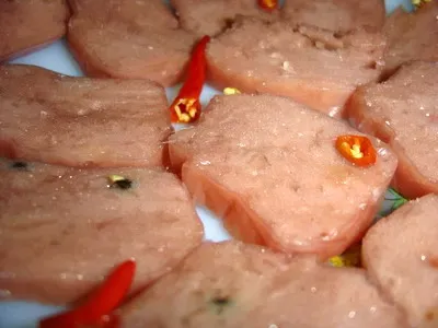 Thúc đẩy tiêu thụ và xây dựng thương hiệu nông sản - đặc sản làng nghề 