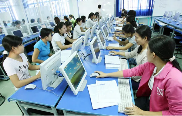 Trường Cao đẳng Nguyễn Tất Thành công bố chuẩn đầu ra các ngành đào tạo 
