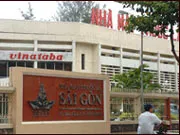 Công ty Thuốc lá Sài Gòn đón nhận Huân chương độc lập hạng nhất 