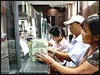 Vấn đề hôm nay: Lại cuộc đua tăng lãi suất ở các ngân hàng 