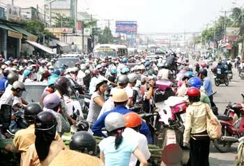 Vấn đề hôm nay: Giao thông hay ý thức của chúng ta