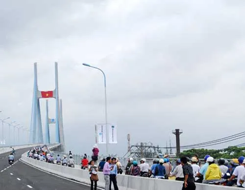 Đảng Bộ thành phố Hồ Chí Minh: Những dấu son đầy tự hào
