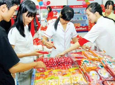 Bắt đầu đợt kiểm tra các đơn vị chuẩn bị hàng hóa phục vụ tết trên địa bàn TP