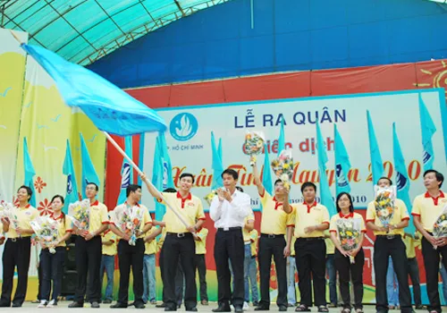 Lễ ra quân chiến dịch Xuân tình nguyện 2010