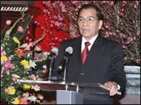 Tổng Bí thư Nông Đức Mạnh chúc Tết lãnh đạo Đảng, Nhà nước, đồng bào và chiến sĩ, kiều bào VN ở nước ngoài