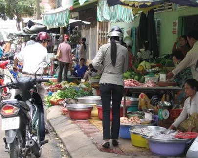 Chợ tự phát - lực cản thực hiện năm nếp sống văn minh đô thị