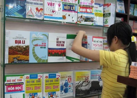 “Loạn” sách tham khảo, tài liệu ôn thi tốt nghiệp, ĐH