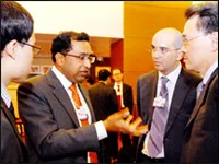 Chủ tịch WEF: WEF về Đông Á 2010 là Diễn đàn thành công nhất từ trước tới nay