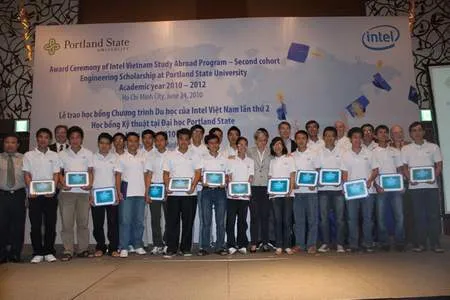 Intel trao 22 học bổng du học Mỹ trị giá gần 34 tỷ đồng