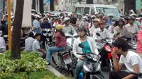 Làm thủ tục thi ĐH, CĐ 2010: Kẹt xe nghiêm trọng tại nhiều điểm thi
