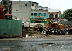TPHCM: 406 nhà thầu bị dừng cấp phép thi công