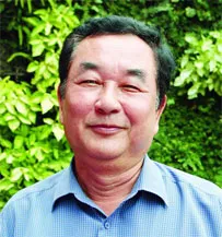 PV Ông Nguyễn Văn Hoa - Bí thư Huyện ủy Hóc Môn xung quanh Đại hội Đảng bộ huyện Hóc Môn nhiệm kỳ 2010 - 2015