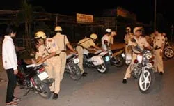 Những biện pháp ngăn ngừa, xử lý đối với nạn thanh thiếu niên tụ tập chạy xe gây rối