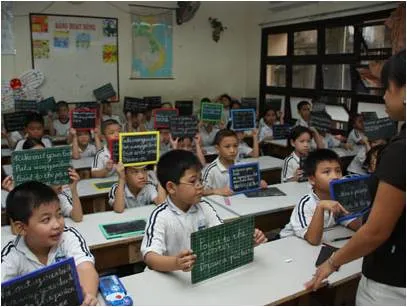 Thí điểm dạy tiếng Anh từ lớp 3: Yêu cầu trình độ quốc tế, tiềm lực chưa xứng tầm!