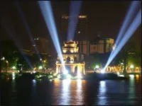Xã luận: Bay lên Thăng Long-Hà Nội