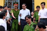 Viện kiểm sát đề nghị mức án chung thân đối với Huỳnh Ngọc Sĩ