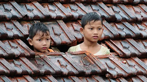 Các tỉnh miền Trung huy động tổng lực ứng phó với mưa lũ