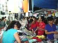 Phiên chợ hàng Việt tại huyện Nhà Bè ngày 19/11/2011