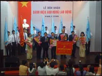 Chủ tịch nước Nguyễn Minh Triết trao danh hiệu Anh hùng Lao động cho trường Đại học Khoa học Tự nhiên Thành phố Hồ Chí Minh