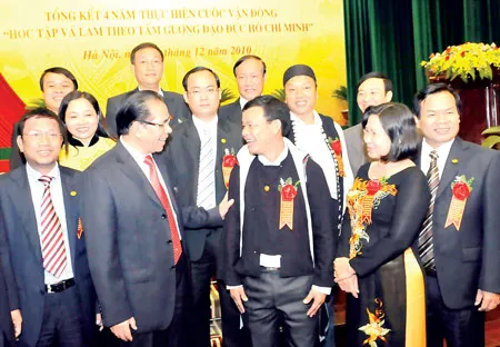 Hội nghị toàn quốc tổng kết 4 năm thực hiện cuộc vận động “Học tập và làm theo tấm gương đạo đức Hồ Chí Minh”