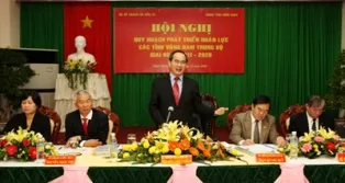 Nam Trung Bộ cần đưa nhân lực trở thành lợi thế phát triển