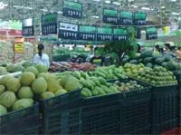 Bình ổn giá: Không chỉ vì lợi ích của người tiêu dùng