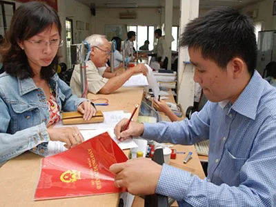 Đối thoại cùng CQTP với chủ đề Thống nhất sổ hồng, sổ đỏ, cấp giấy phép và quản lý xây dựng trên địa bàn TP