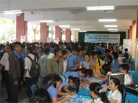 Gần 9 ngàn lượt SV tham gia Ngày hội việc làm 2011