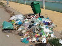 Cần có ý thức giữ gìn sạch sẽ đường phố