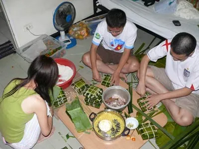Chương trình cùng sinh viên đón tết xa nhà