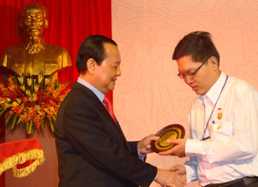 Họp mặt truyền thống các giới đồng bào người Hoa xuân Tân Mão 2011