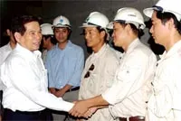 Chủ tịch nước Nguyễn Minh Triết đi thăm công trình xây dựng hầm vượt sông Sài Gòn