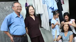 Sống biết sẻ chia