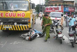 TPHCM: Phức tạp an toàn giao thông