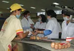 Doanh nghiệp chung tay vượt khó